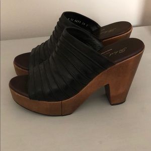 Robert Clergerie Wedges